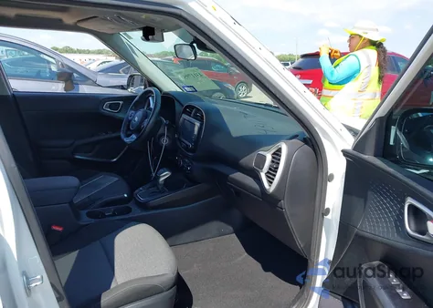 2021 Kia Soul Gt-Line z USA, uszkodzony, nr VIN KNDJ63AU8M7144902